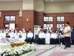 Penghormatan Prabowo: Ketum IPSI Eddie Nalapraya, Siapa Sebenarnya?