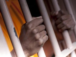 206 Pil Ekstasi Ditemukan, Dua Pengedar Terjaring di Apartemen Jakpus dan Jonggol!