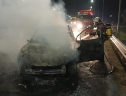 APAR Biasa Gak Bisa Padamkan Baterai Lithium Mobil Listrik yang Terbakar: Bahaya Terselubung