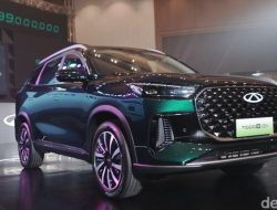Chery Tiggo 8 CSH Naik Harga, Rp 519,9 Juta Usai 1.000 Unit Terjual!