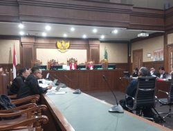 Penyelidik KPK: Pimpinan Ancam “Siapa Berani Tersangkakan Hasto”!