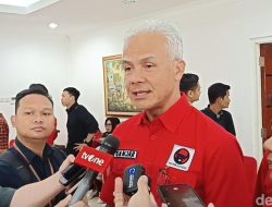 “Ganjar Sebut Pramono Akan Hadiri Pembekalan PDIP di Hari Lain, Apakah Ini Tanda Perubahan Strategi?”