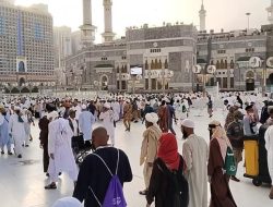 “Kabar Baik! Jemaah Haji Suami-Istri Beda Syarikah Bakal Gabung Sehotel di Makkah”