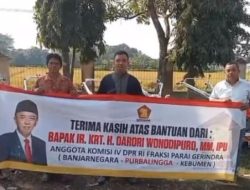 Anak Buah Prabowo Darori, Bantu Petani Purbalingga dengan Hand Traktor dan Pompa Air