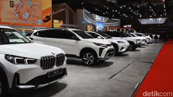 Penjualan Mobil di Indonesia Ambruk, Gaikindo Klaim Belum Ada PHK - Update 2