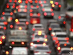 Info Lalin di Tol Arah Jakarta: Jatiwaringin-Cawang, Kembangan-Kedoya Padat, Simak Solusinya!