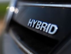 Penjualan Mobil Hybrid di Indonesia Mulai Kesalip Mobil Listrik! – Update 1