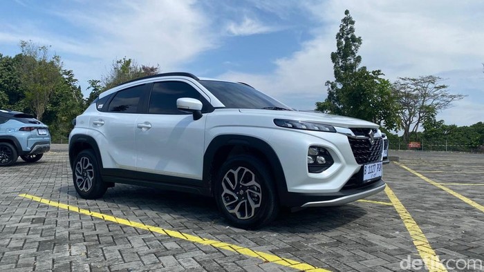 Fronx Menyusul, Suzuki Baleno Harus Ngalah: Apakah Ini Awal Penurunan?