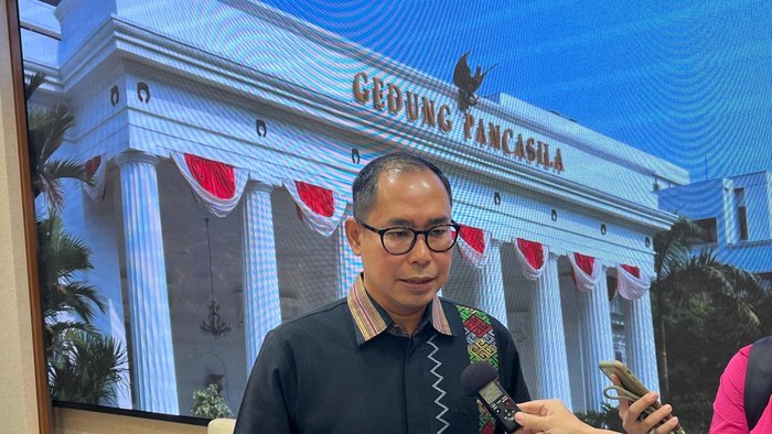 **6 WNI Dievakuasi dari Iran Tiba di Jakarta, 18 Orang Masih di Azerbaijan**