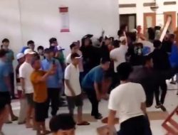 Warga Sukabumi Viralkan Ibadah Dibubarkan, Bangunan Hancur dalam Sekejap