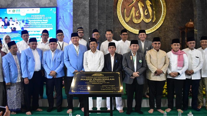 Wamenag Berikan Pesan Perubahan di Tasyakuran 1 Muharram, Ini yang Dilakukan di Darussalam Bogor!