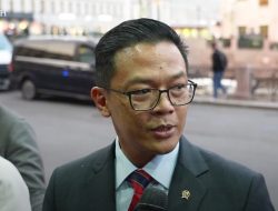 **Menlu Beberkan Sebaran WNI di Iran dan Israel, Bentuk Crisis Response Team**