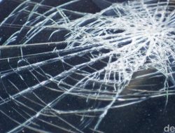 Agya dan 2 Truk Terjebak dalam Kecelakaan Beruntun di Tol Jagorawi Arah Jakarta