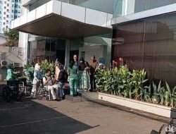 Pasien Sudah Bisa Masuki Gedung RS Hermina Jatinegara Usai Kebakaran Pagi Tadi – Update 1