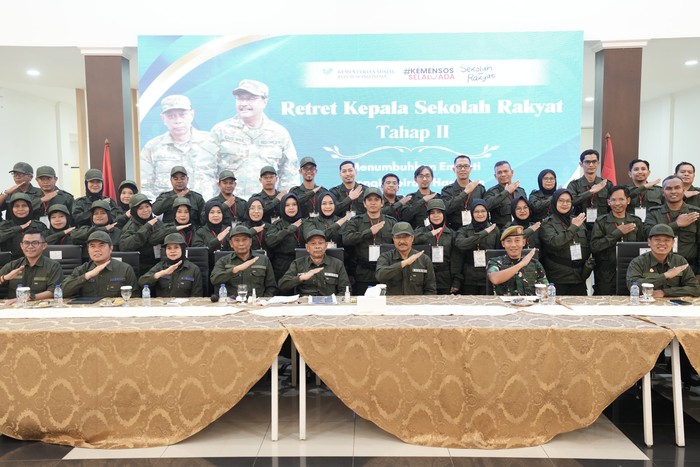 Retret Gus Ipul Berujung Takjub, Dikisahkan Kisah Haru Kepala Sekolah Rakyat