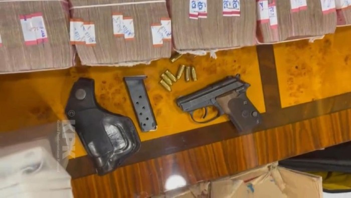 KPK Ungkap Rp 2,8 M dan Senpi di Rumah Kadis Sumut, Skandal PUPR Berujung Apa?