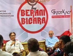 “PCO Minta Relawan Prabowo-Gibran Bantu Jelaskan Program Pemerintah ke Warga: Strategi Kebijakan yang Menyelamatkan atau Membahayakan?”