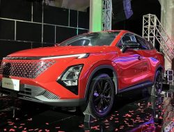 “Produsen China Pangkas Harga Mobil, Tantangan Baru bagi Pasar Otomotif Global?”