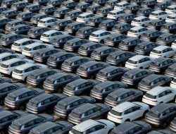 **Harga Mobil China Menurun Drastis, Ancaman Perang Harga bagi Industri Otomotif Indonesia**