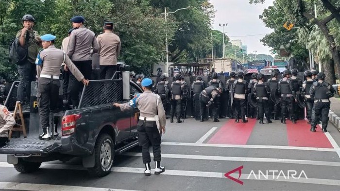 6 Orang Tersandung di Demo Sopir Truk, Apakah Ini Tanda Awal Konflik Lebih Besar?
