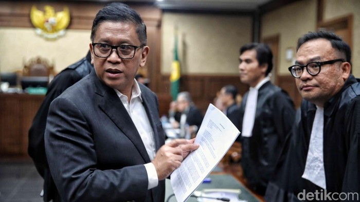 **Hasto Pamer Beasiswa Ratu Inggris untuk Harun Masiku, Jaksa KPK Tanggapi Soal Keahlian!**