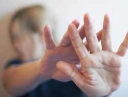 Dosen Pria Lecehkan Mahasiswa UNM Ditahan, Terancam 12 Tahun Bui: Skandal yang Goyang Kampus