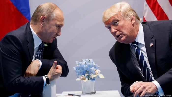 **Putin dan Trump Akan Jalin Komunikasi Via Telepon, Bahas Apa?** Diskusi Pertama Sejak Terakhir Publik