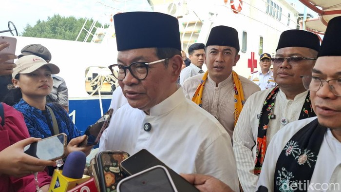 Pramono Temukan Masalah Air Mandi di Pulau Kelapa, Minta Bupati Tangani: Warga Terancam Keamanan Air Bersih!