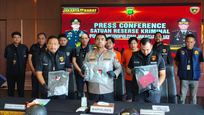 Polisi Gadungan Semburkan Kebangkrutan, Modus COD Motor di Jakbar