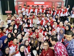 “Jadi Narsum KKN Kebangsaan Unhas, Menbud Ajak Mahasiswa Lestarikan Budaya” Menyelamatkan Warisan Budaya Melalui KKN Kebangsaan Unhas