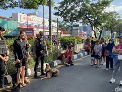 **Anjing K9 Jadi Bintang Selfie di CFD Depok, Lihat Reaksi Warga!**